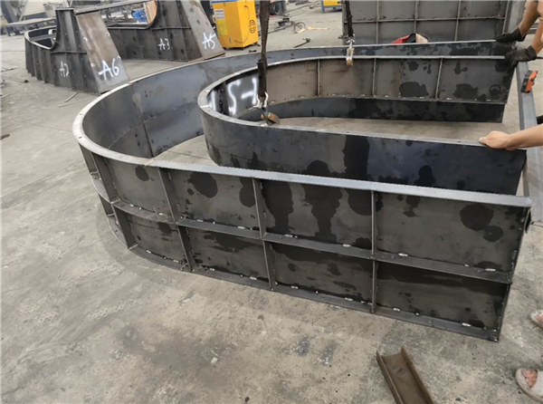 混（hún）凝土安全島模具