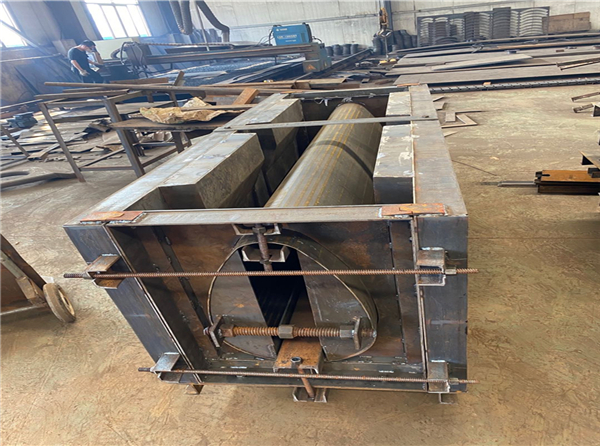 卵形溝模（mó）具