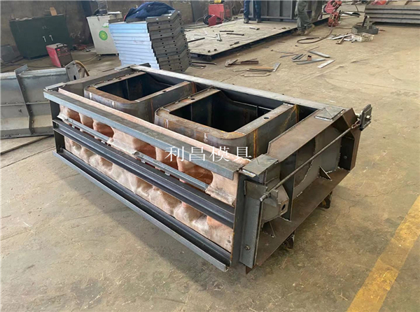 生態砌塊鋼模具