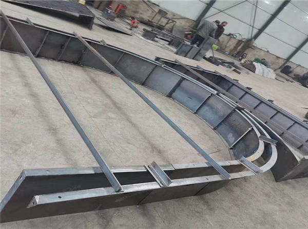 宣績高鐵拱形骨架模（mó）板成功案例