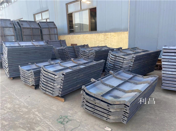 混凝（níng）土護欄模板_工程案例（lì）